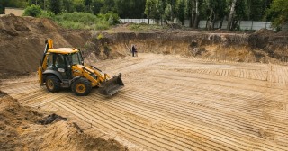 Разработка котлована Воткинск, цена от 312 руб./м3.